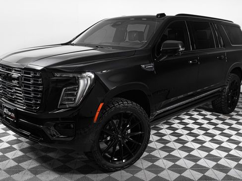 Used 2026 GMC Yukon XL Denali Ultimate AWD/4WD image 1