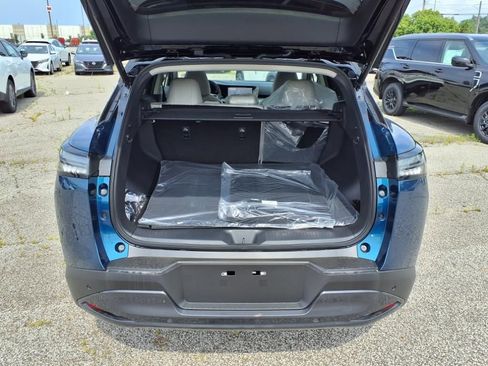 New 2025 Nissan Murano SL w/ Cargo Package AWD/4WD image 8