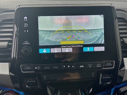 Used 2021 Honda Odyssey Touring image 23