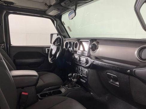 Used 2019 Jeep Wrangler Unlimited Sport S image 28