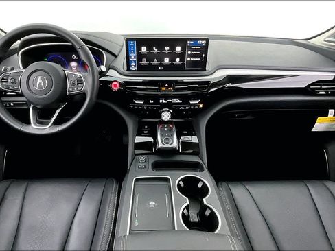 Certified 2026 Acura MDX FWD w/ Technology Package image 18