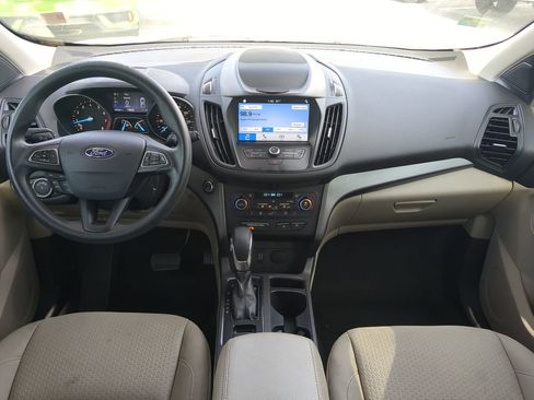 Used 2019 Ford Escape SE image 15