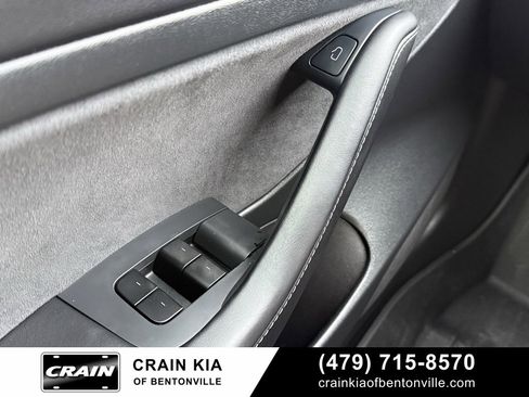 Used 2021 Tesla Model 3 Standard Range Plus image 10