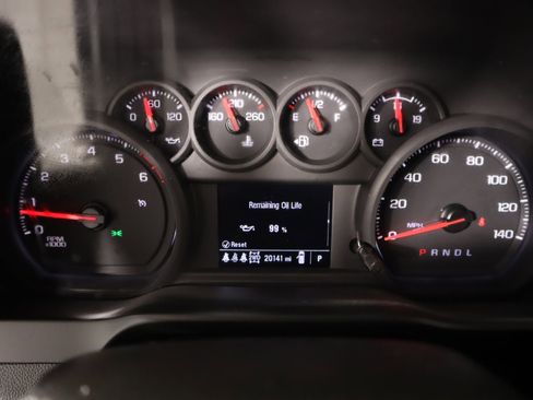 Used 2025 Chevrolet Silverado 2500 Custom w/ Custom Value Package AWD/4WD image 4