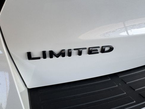 Used 2023 Ford Expedition Limited RWD image 50