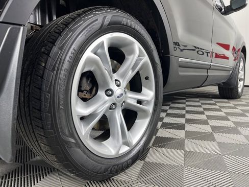 Used 2015 Ford Explorer Limited image 8
