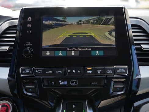 Used 2023 Honda Odyssey Touring image 28