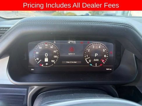 Used 2022 Land Rover Defender 110 X-Dynamic HSE AWD/4WD image 17