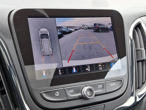 Used 2022 Chevrolet Equinox RS w/ RS Leather Package AWD/4WD image 19