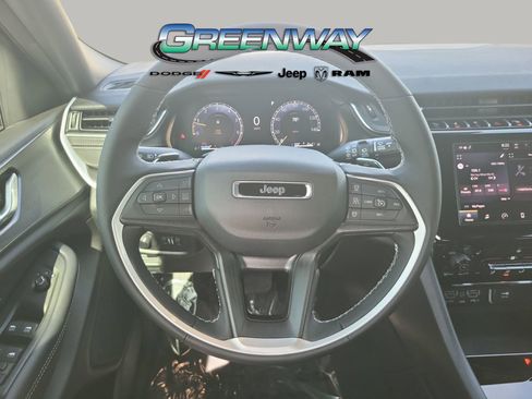 New 2025 Jeep Grand Cherokee Altitude RWD image 27