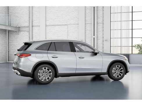 New 2025 Mercedes-Benz GLC 300 GLC 300 image 18