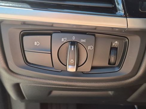 Used 2018 BMW X6 xDrive50i AWD/4WD image 18