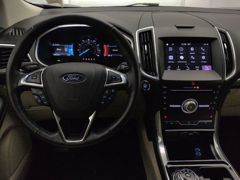 Used 2019 Ford Edge Titanium FWD image 22