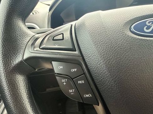 Used 2024 Ford Edge SE w/ Black Appearance Package AWD/4WD image 19