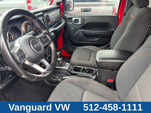 Used 2022 Jeep Gladiator Mojave w/ Trailer Tow Package AWD/4WD image 8