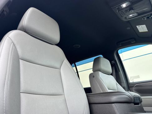 Used 2024 Chevrolet Tahoe LT AWD/4WD image 21
