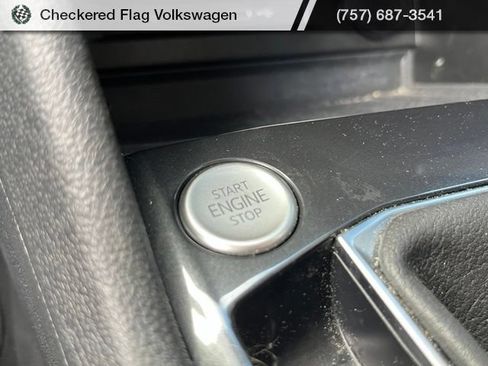 Used 2024 Volkswagen Tiguan SE AWD/4WD image 42