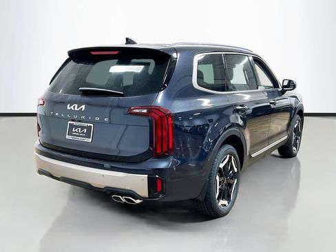 New 2025 Kia Telluride S image 7