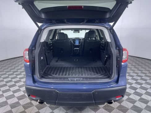 Used 2023 Subaru Ascent Limited w/ Technology Package AWD/4WD image 25