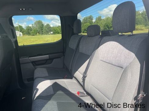 Used 2021 Ford F150 XLT w/ FX4 Off-Road Package image 33