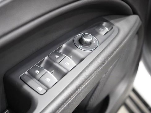 Used 2024 Alfa Romeo Stelvio Veloce image 19