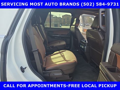 Used 2024 Ford Expedition King Ranch image 20