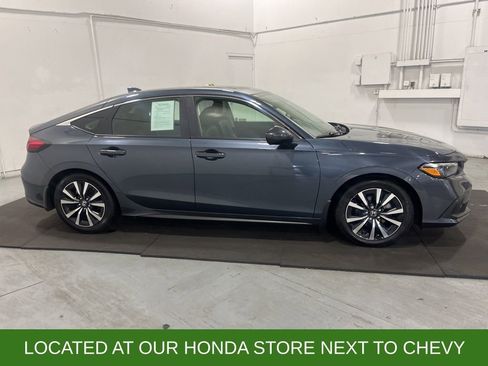 Used 2024 Honda Civic EX-L image 9