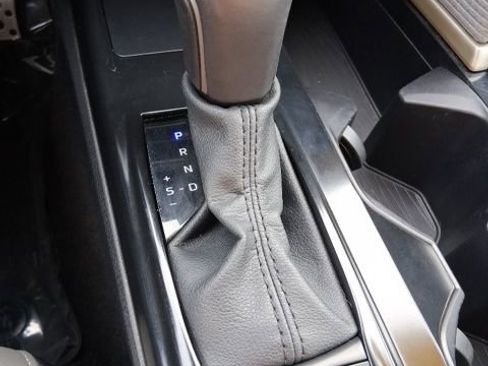 Used 2025 Toyota Camry SE w/ Convenience Package AWD/4WD image 30