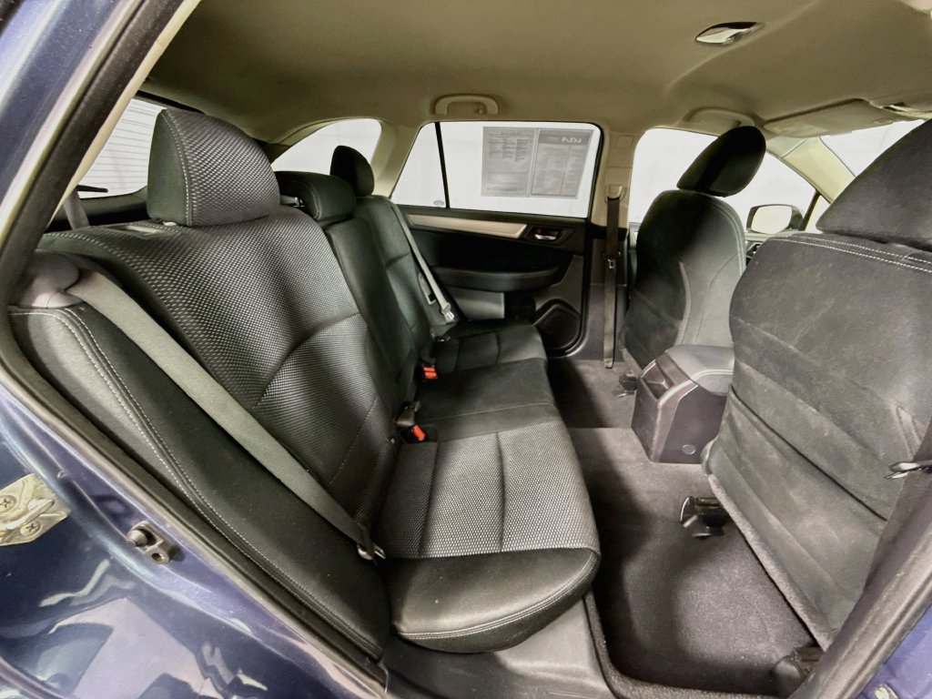 Used 2017 Subaru Outback 2.5i Premium AWD/4WD image 29