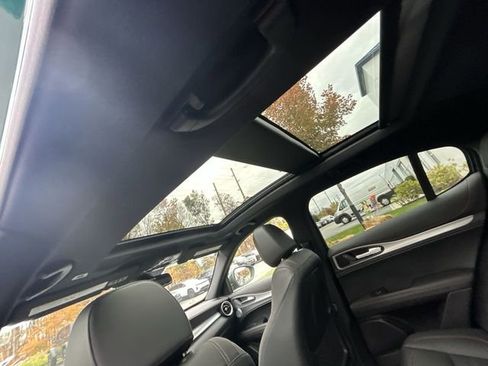 New 2025 Alfa Romeo Stelvio Sprint image 14