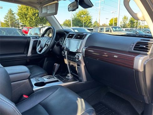 Used 2022 Toyota 4Runner Limited image 38