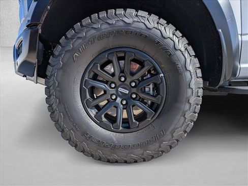 Used 2025 Ford F150 Raptor AWD/4WD image 25