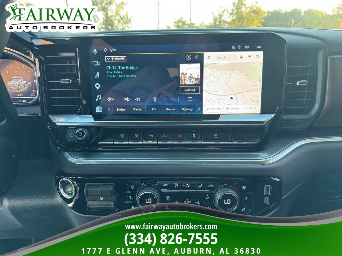 Used 2025 Chevrolet Silverado 2500 High Country w/ Technology Package AWD/4WD image 22