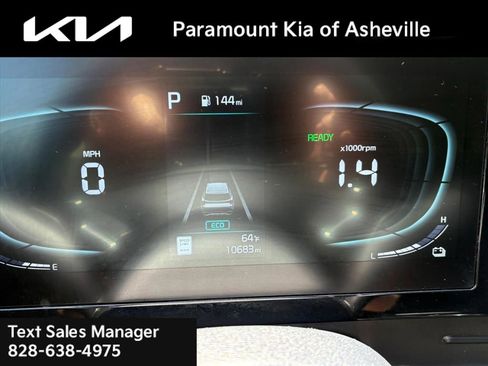 Certified 2025 Kia Sportage LX FWD image 9