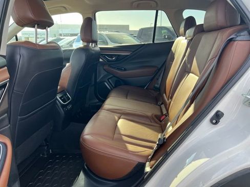 Used 2022 Subaru Outback Touring w/ Popular Package #2 image 20