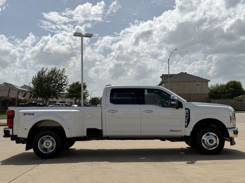 New 2026 Ford F350 King Ranch w/ Chrome Package AWD/4WD image 8