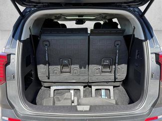 Used 2025 Kia Carnival SX Prestige FWD video 4
