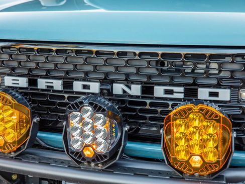 Used 2023 Ford Bronco Wildtrak image 25