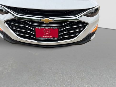Used 2020 Chevrolet Malibu LS w/ Driver Confidence Package II FWD image 10