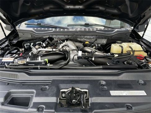Used 2022 Ford F350 Platinum image 26
