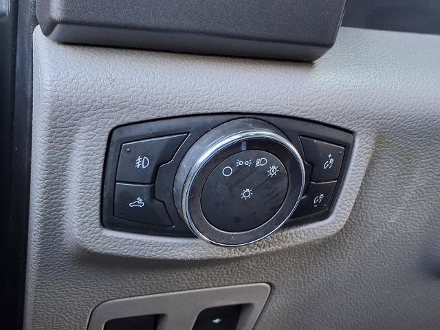 Used 2018 Ford F150 XLT w/ Equipment Group 302A Luxury RWD image 14