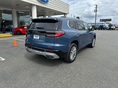 Used 2025 GMC Acadia Denali w/ Super Cruise Package AWD/4WD image 2