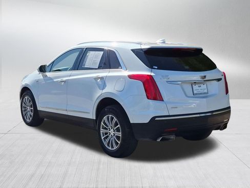 Used 2017 Cadillac XT5 Luxury w/ Driver Awareness Package AWD/4WD image 3