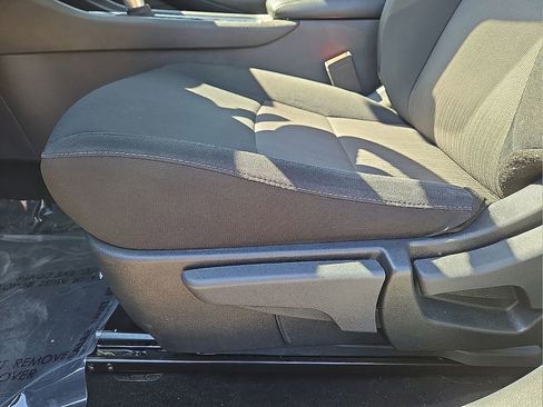 Used 2025 Nissan Sentra SV image 23