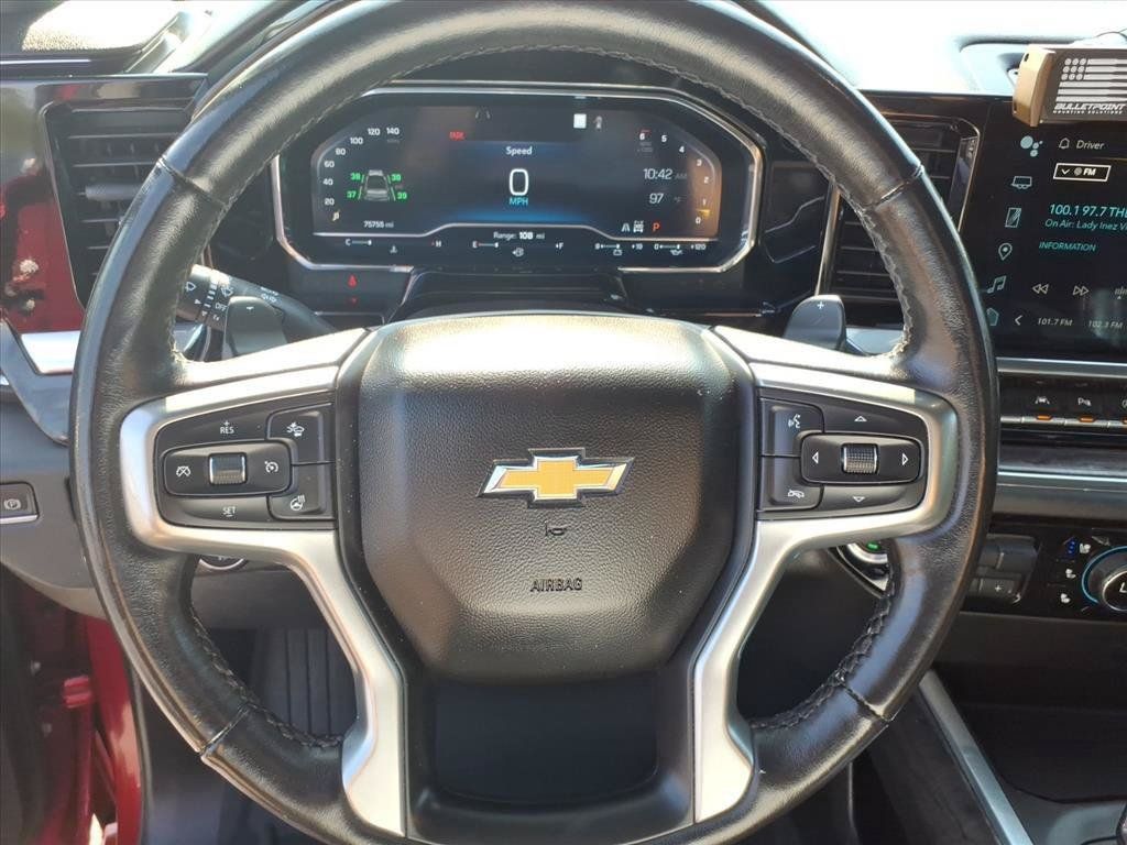 Used 2023 Chevrolet Silverado 1500 LTZ AWD/4WD image 18