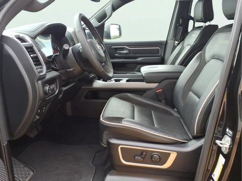Used 2026 RAM 1500 Laramie AWD/4WD image 18
