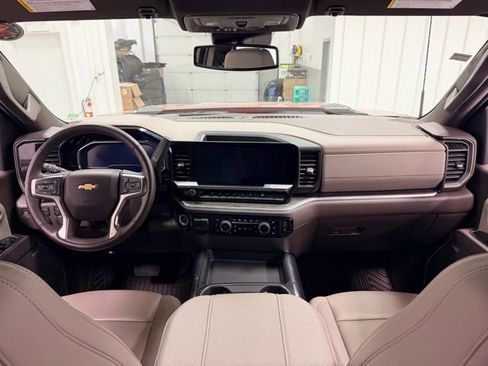 Certified 2025 Chevrolet Silverado 2500 LTZ w/ LTZ Plus Package AWD/4WD image 21