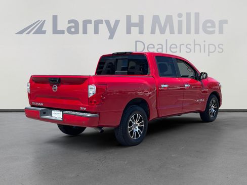 Certified 2021 Nissan Titan SV w/ SV Convenience Package RWD image 5