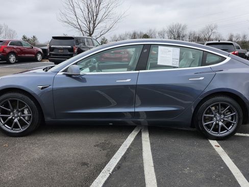 Used 2020 Tesla Model 3 Standard Range Plus image 13
