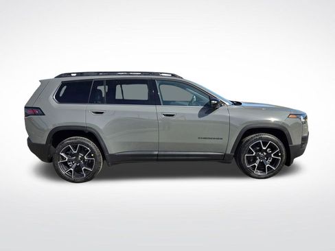New 2026 Jeep Cherokee Overland image 2